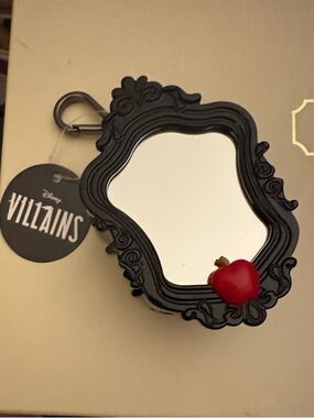 NWT Bath and Body Works Disney Villains Maleficent Mirror Hand Sanitizer Holder